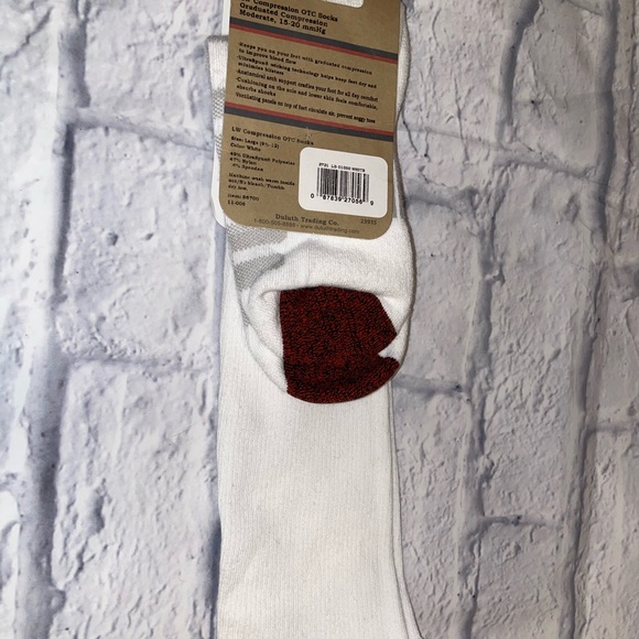 Duluth trading co. White tube socks nwt - Picture 2 of 2